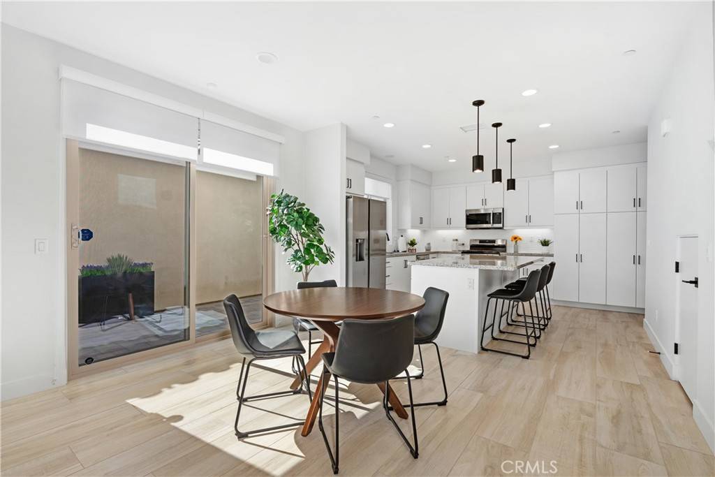 La Quinta, CA 92253,80413 Redstone