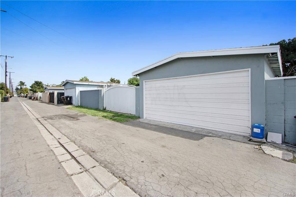 Anaheim, CA 92806,2103 E Ward