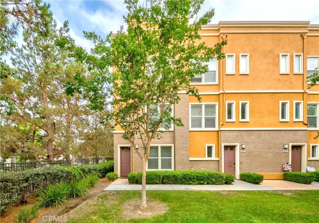 Fullerton, CA 92833,1108 Jewett DR