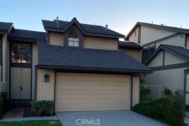 Fullerton, CA 92833,2306 Applewood CIR