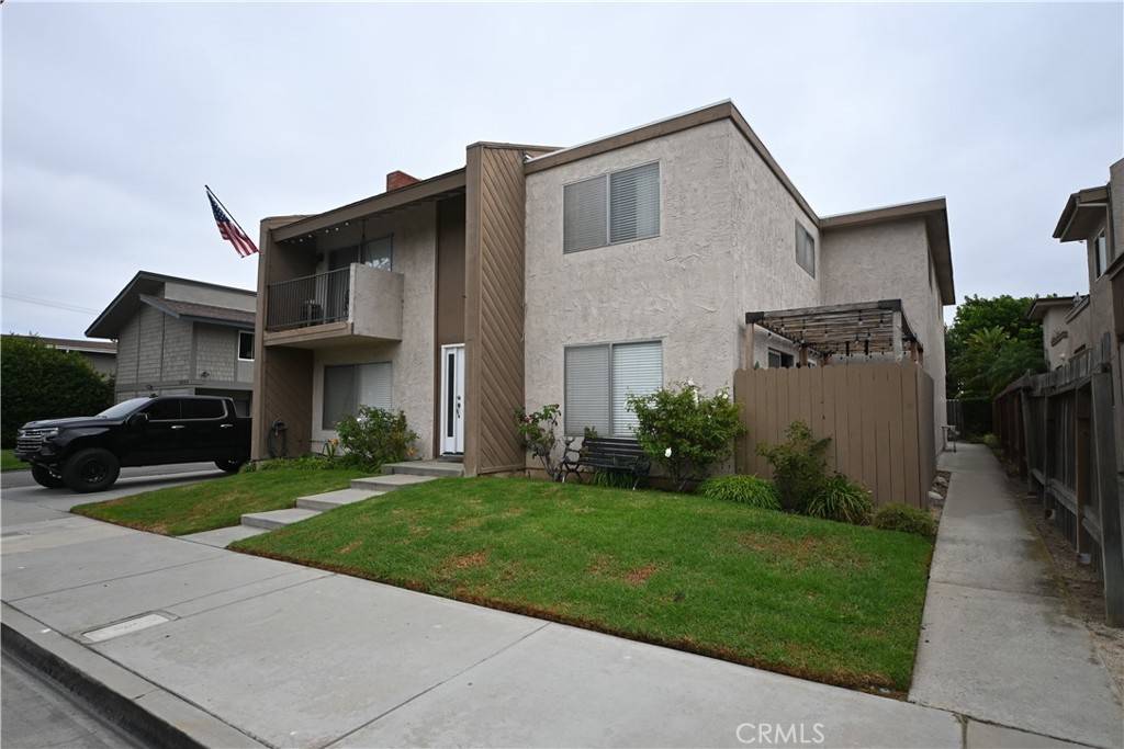 Huntington Beach, CA 92649,16766 Sims Lane