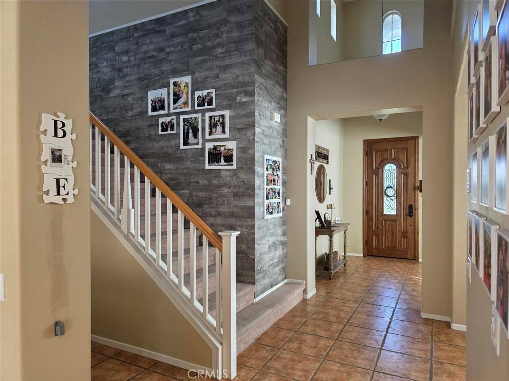 Eastvale, CA 92880,13491 Falcon Ridge RD