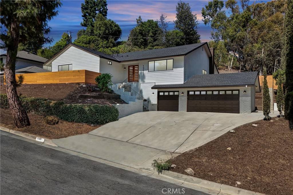 Whittier, CA 90601,13867 Philadelphia Street