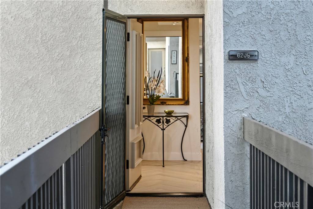 Long Beach, CA 90803,6209 Marina Pacifica N