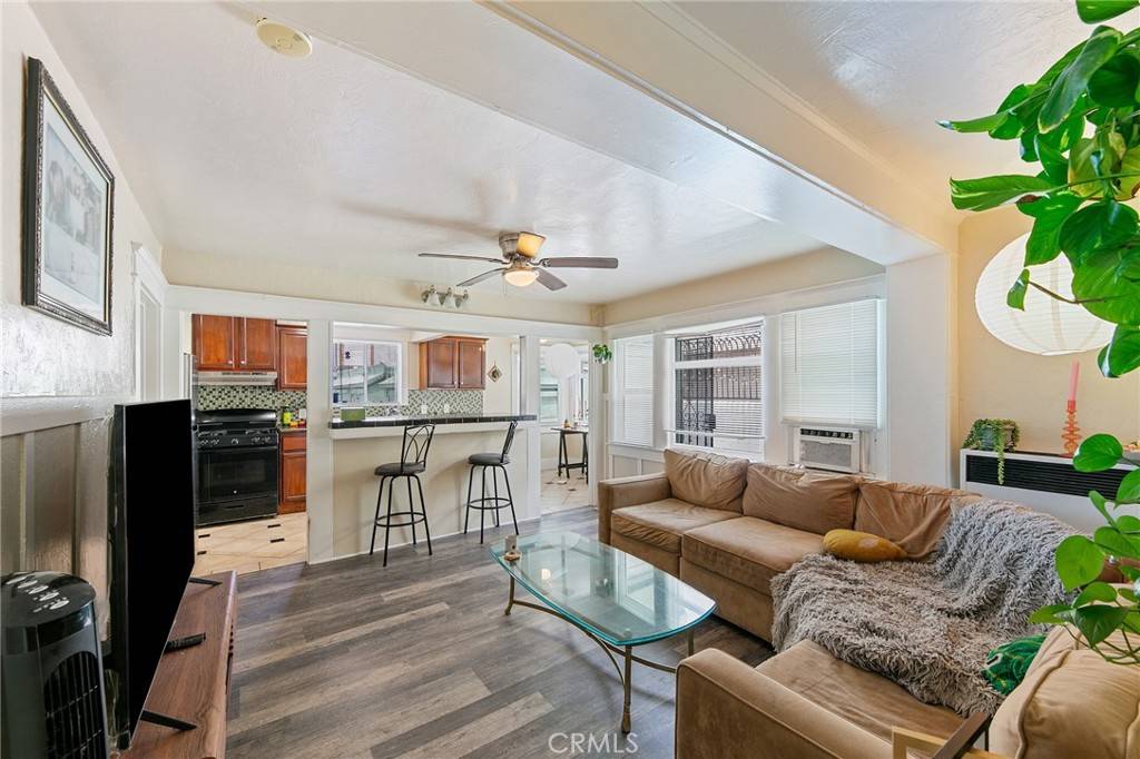 Long Beach, CA 90802,1917 E 4th