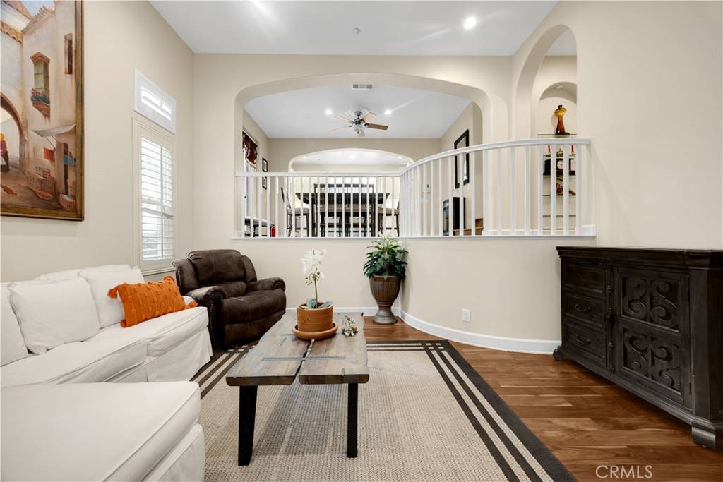 Corona, CA 92883,4449 Owens