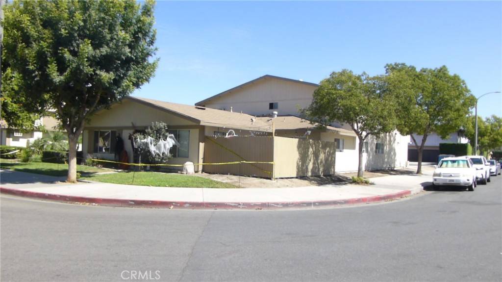 Fullerton, CA 92832,620 S Ford