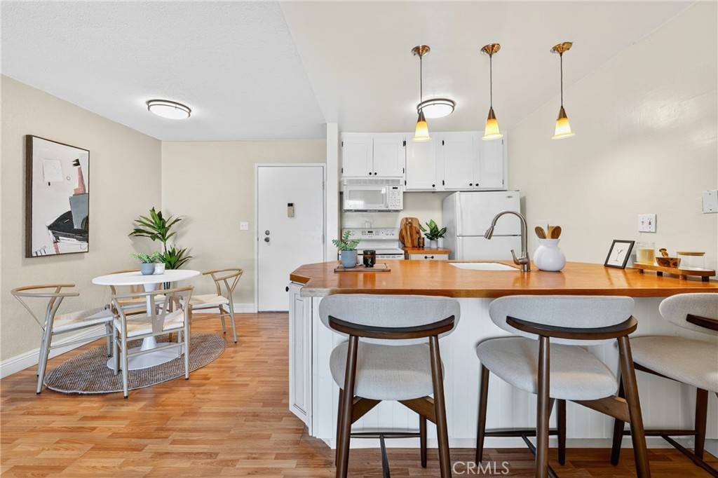 Long Beach, CA 90804,5585 E Pacific Coast HWY #161