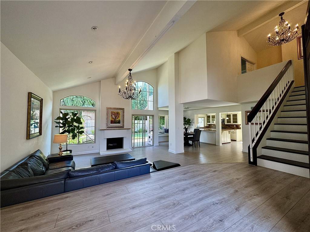 Irvine, CA 92604,29 Sandstone