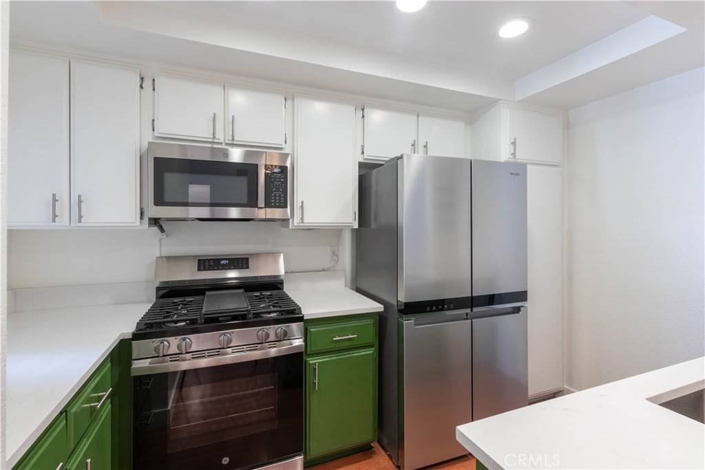 Brea, CA 92821,600 N Brea BLVD N #46