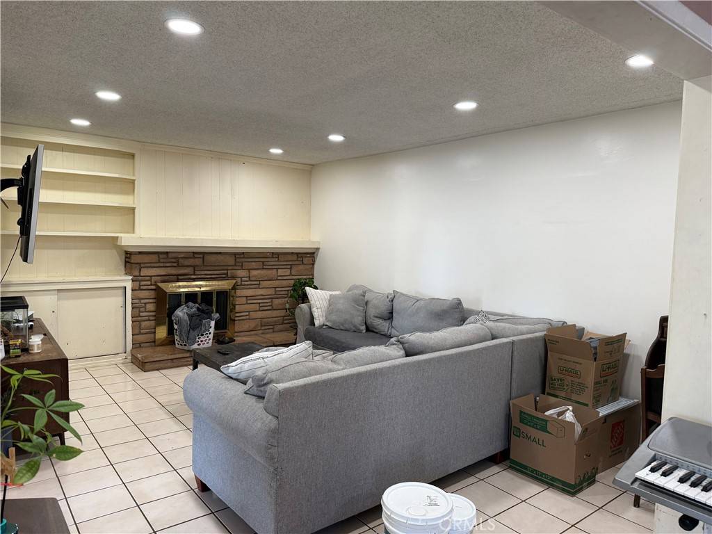 Fullerton, CA 92833,1507 Lovering AVE