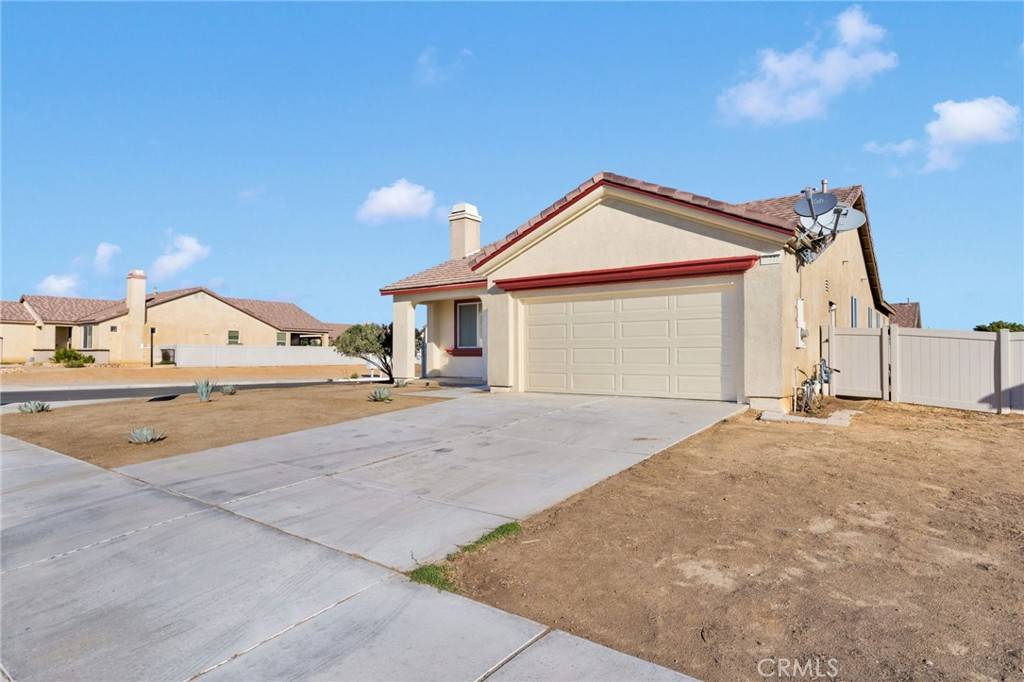 Adelanto, CA 92301,11772 Galewood