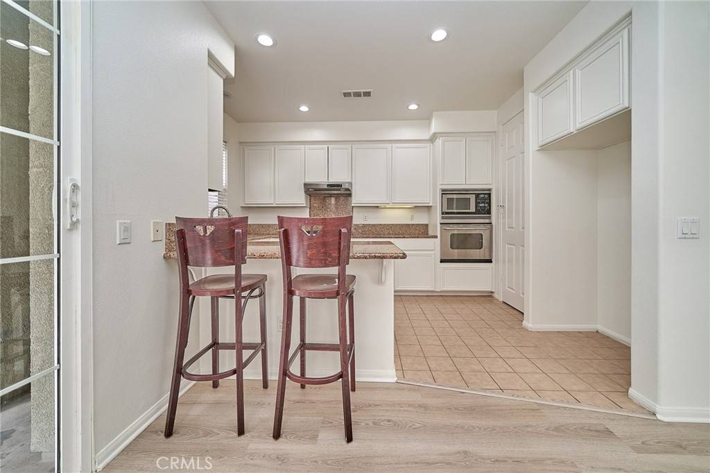 Torrance, CA 90503,20520 Earl