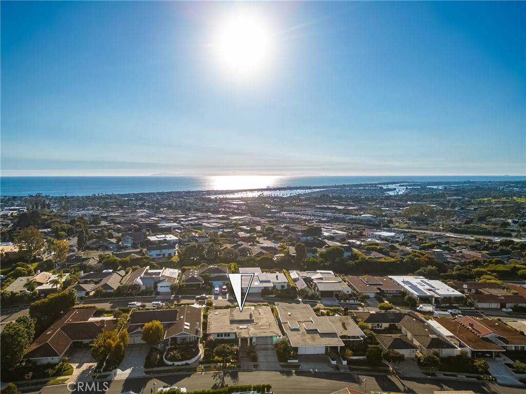 Corona Del Mar, CA 92625,2707 Island View