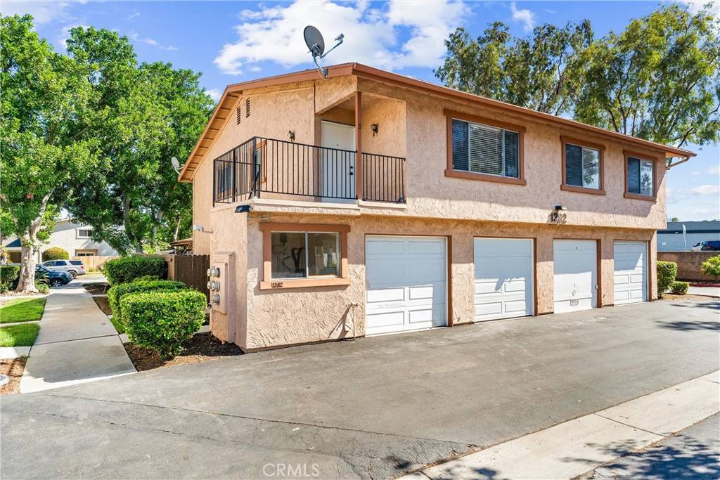Corona, CA 92882,1382 Via Santiago