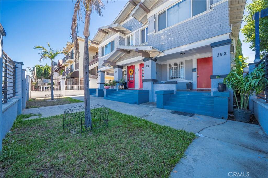 Los Angeles, CA 90037,146 W Vernon