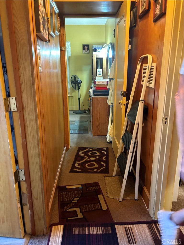 South Gate, CA 90280,8963 Bowman AVE