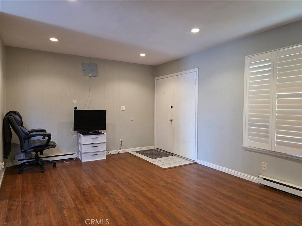 Stanton, CA 90680,11219 Hood