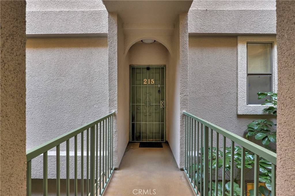 Long Beach, CA 90802,555 Maine AVE #215