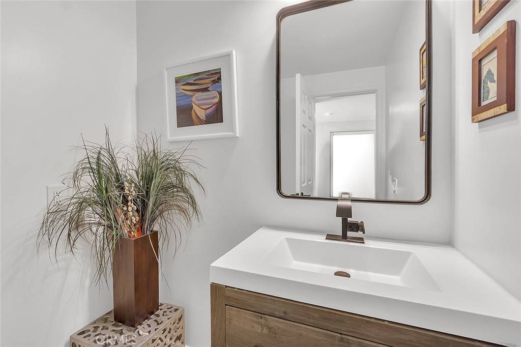 Seal Beach, CA 90740,4340 Guava AVE