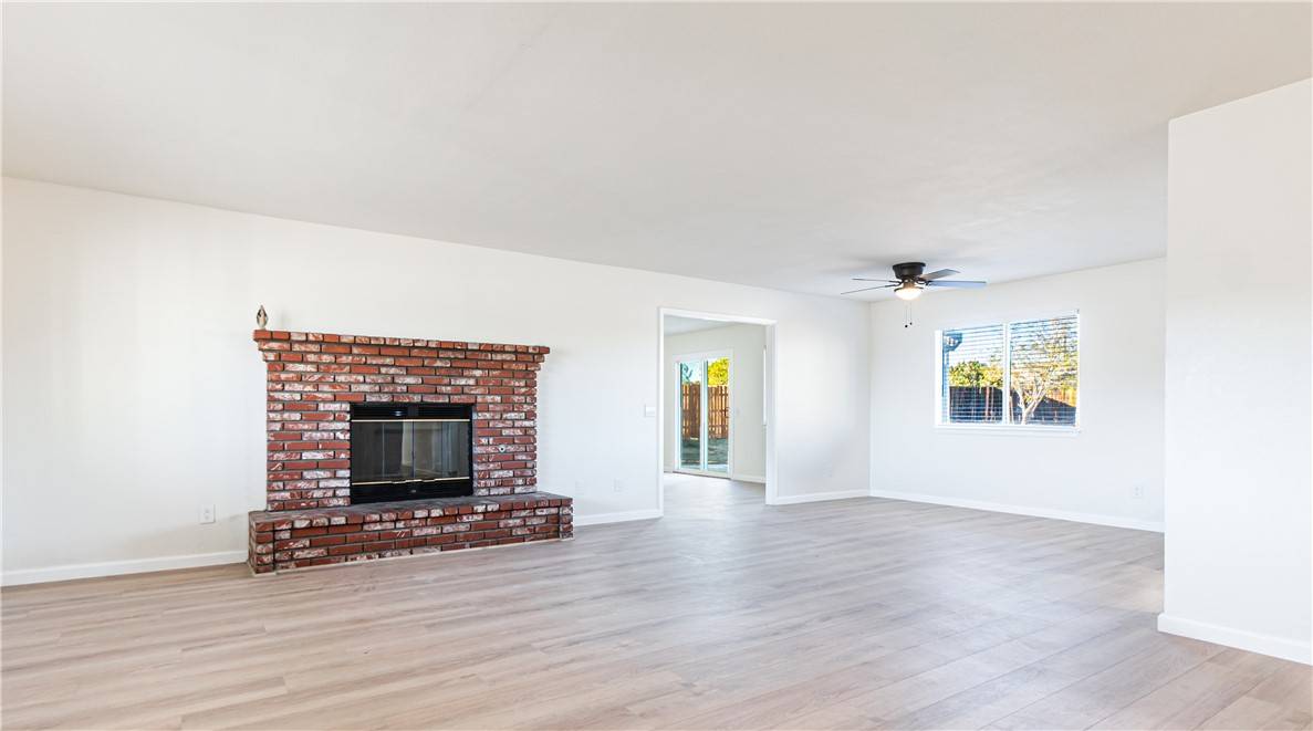 Hesperia, CA 92345,7426 Hastings