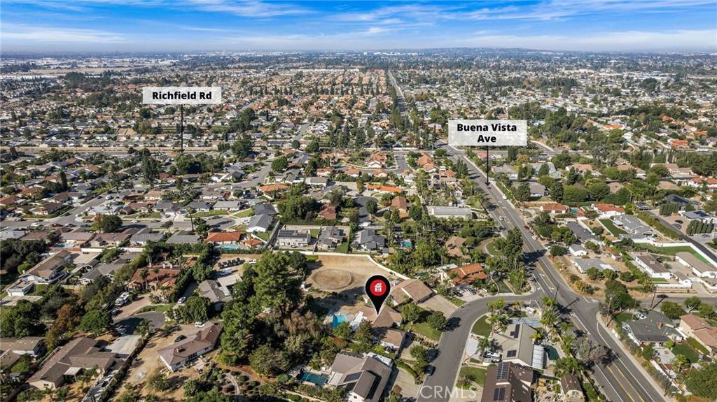 Yorba Linda, CA 92886,17842 Caballo