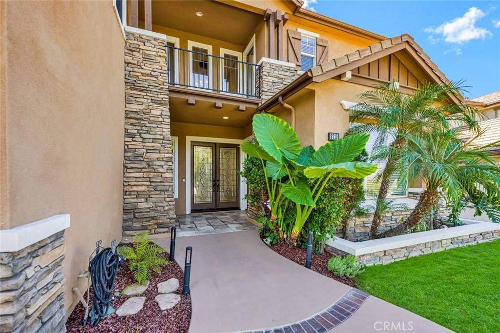 Orange, CA 92867,2710 E Vista Ridge