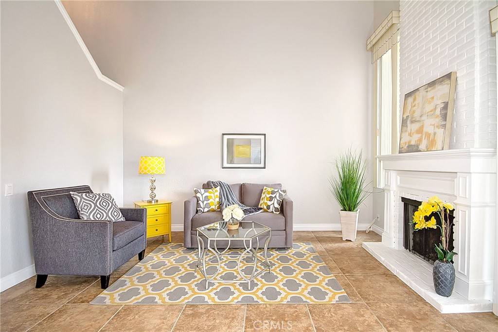 Yorba Linda, CA 92886,4778 Serrente