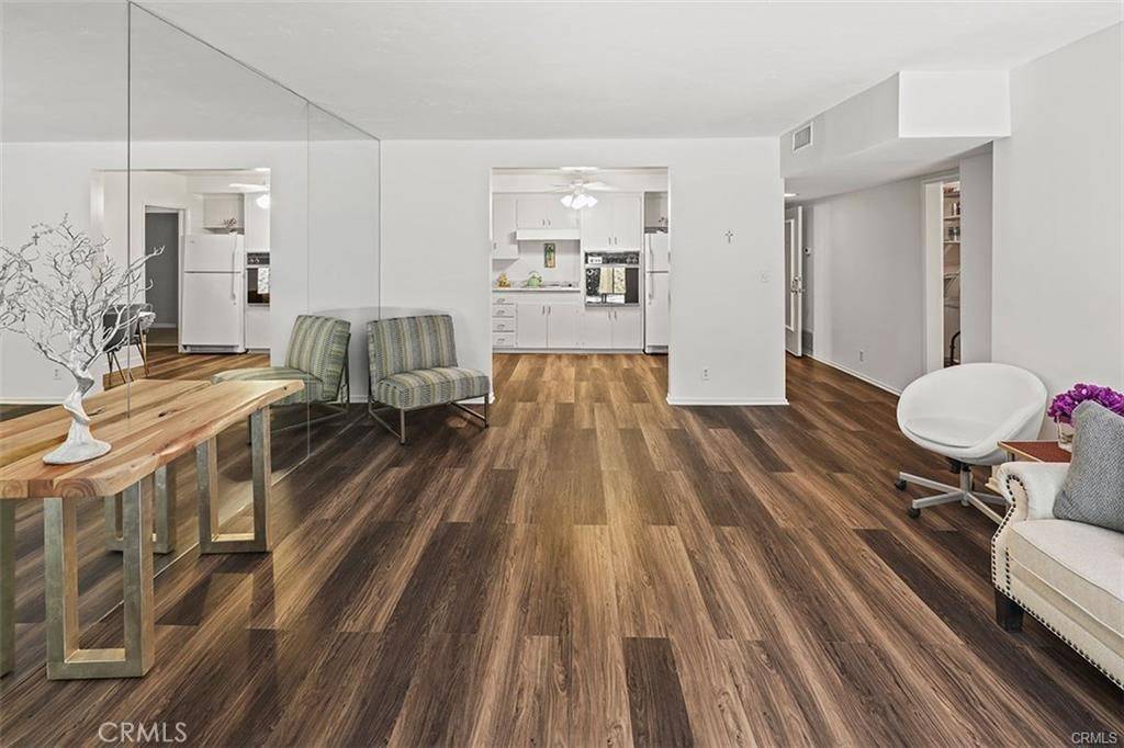 Fullerton, CA 92831,1360 G Shadow LN #G