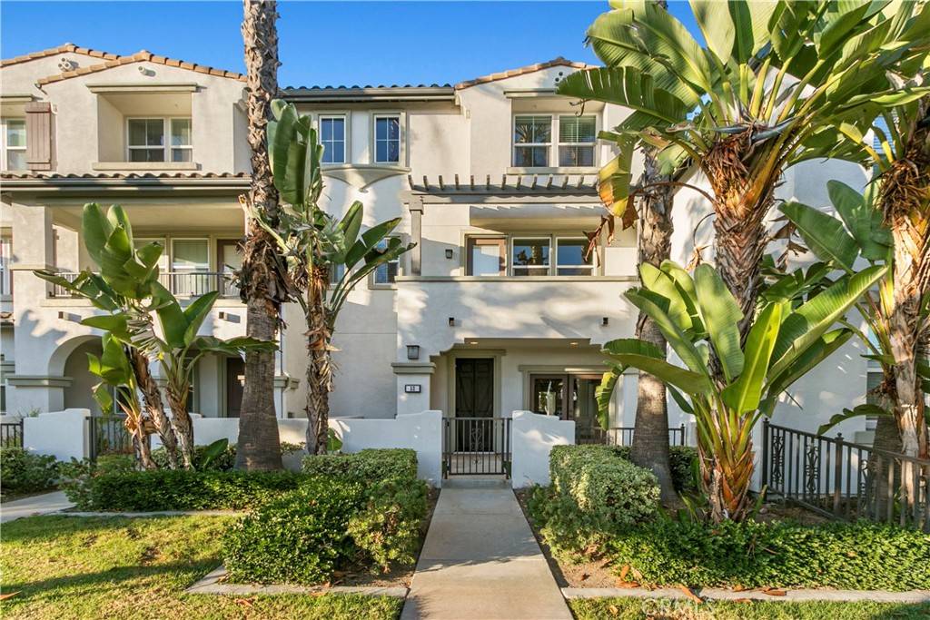 Buena Park, CA 90621,52 Preston