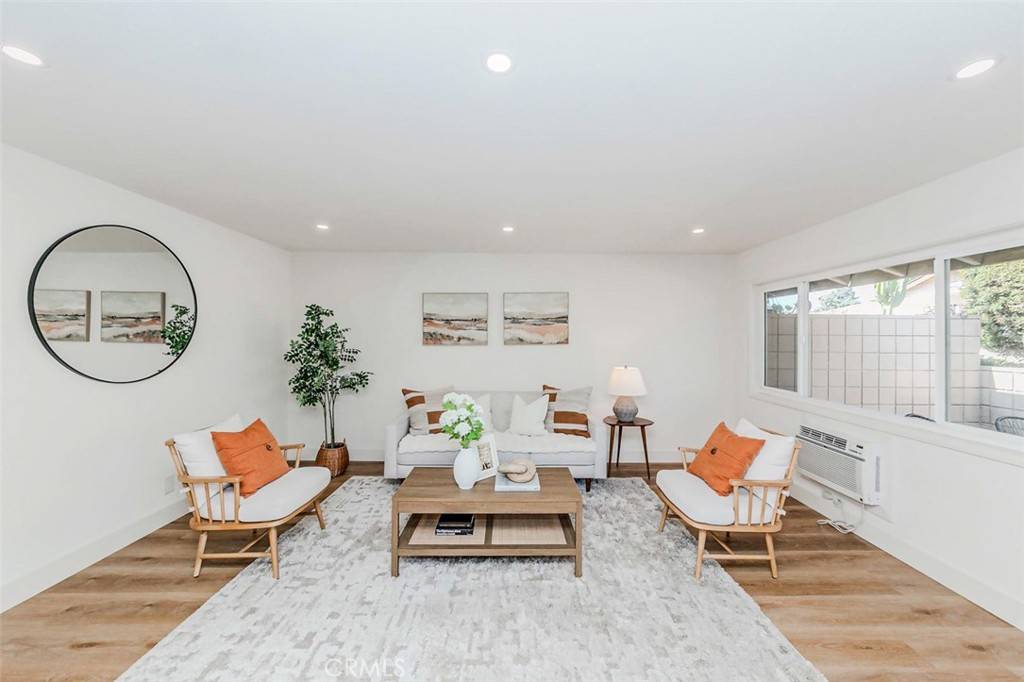 Fullerton, CA 92831,1718 E Commonwealth Ave #102