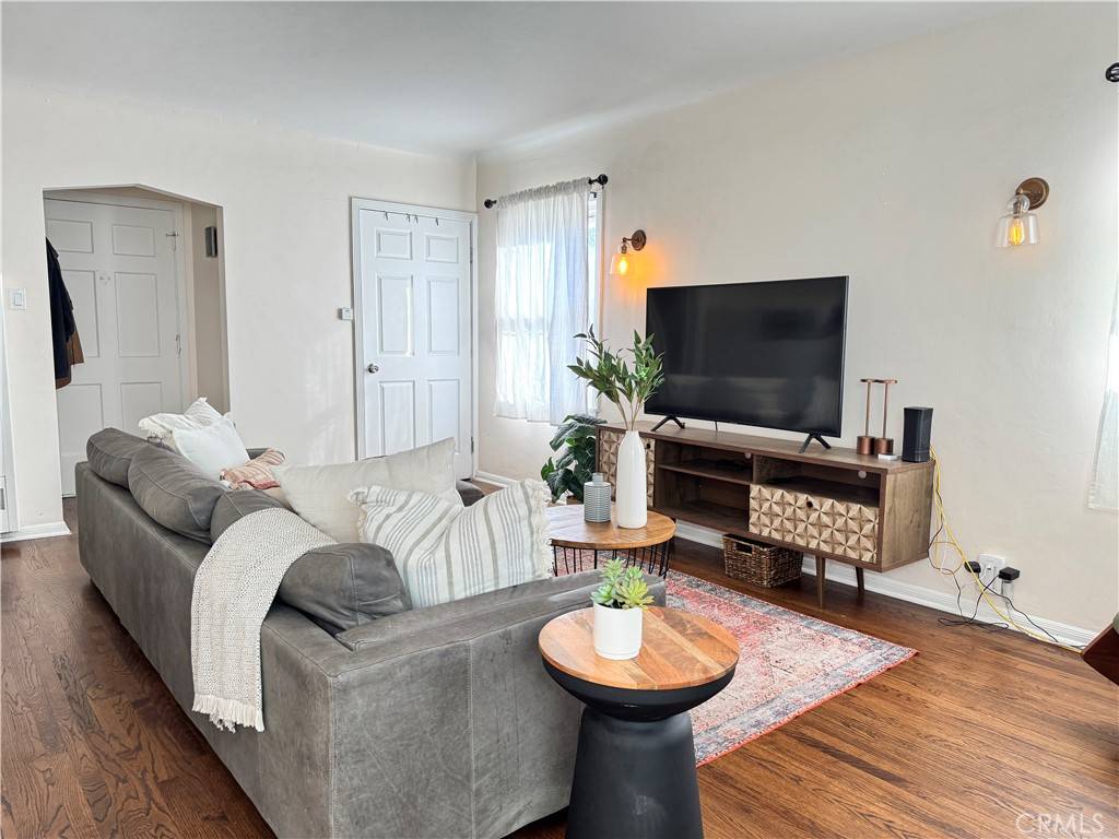 Long Beach, CA 90802,337 Lime #10