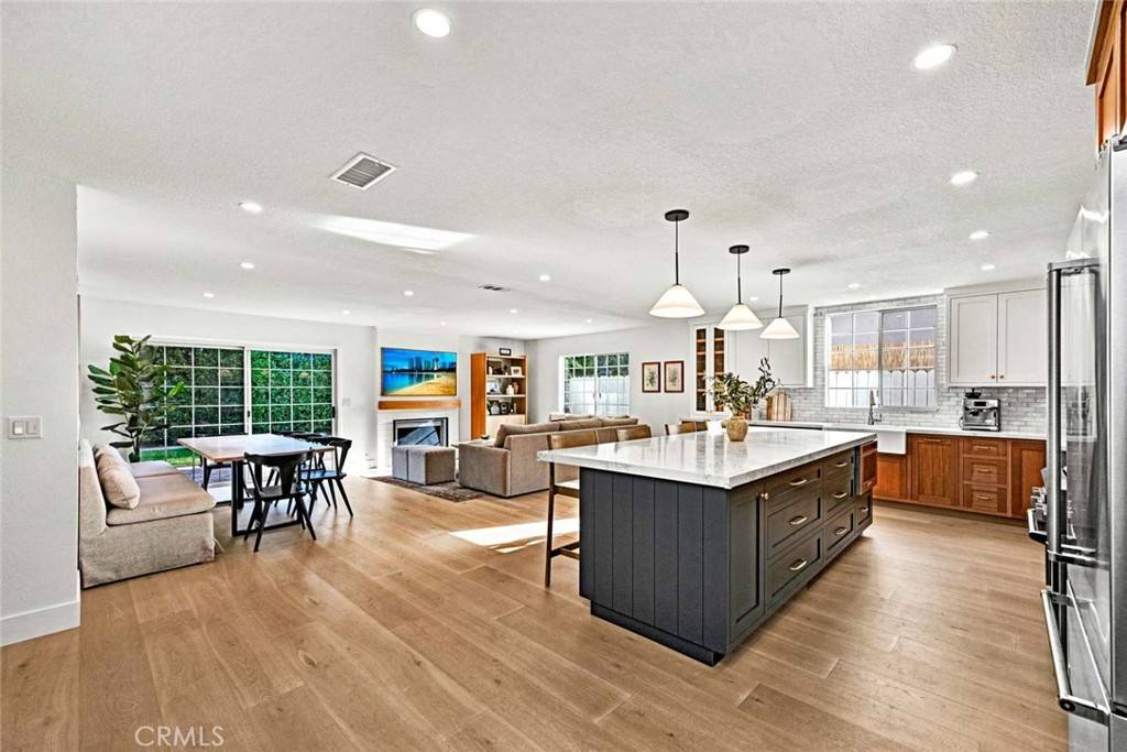 Costa Mesa, CA 92626,3210 Iowa ST