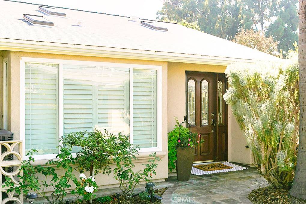 Seal Beach, CA 90740,1790 Sunningdale Ave #M14-15G