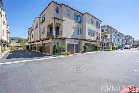 Yorba Linda, CA 92886,18339 Iris LN