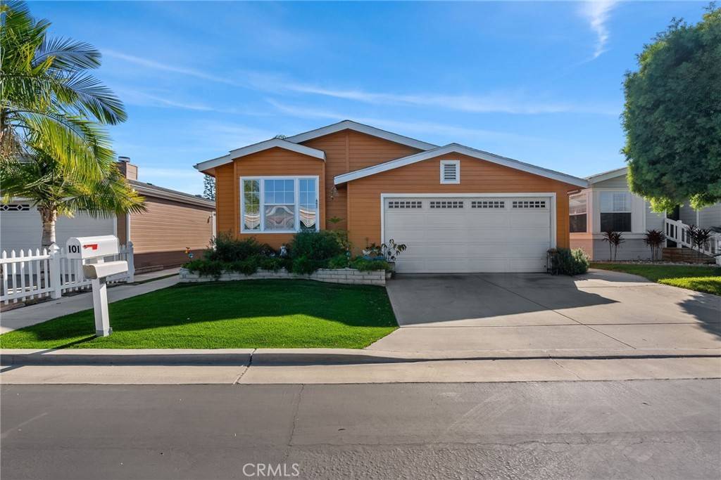 Stanton, CA 90680,7271 Katella AVE #101