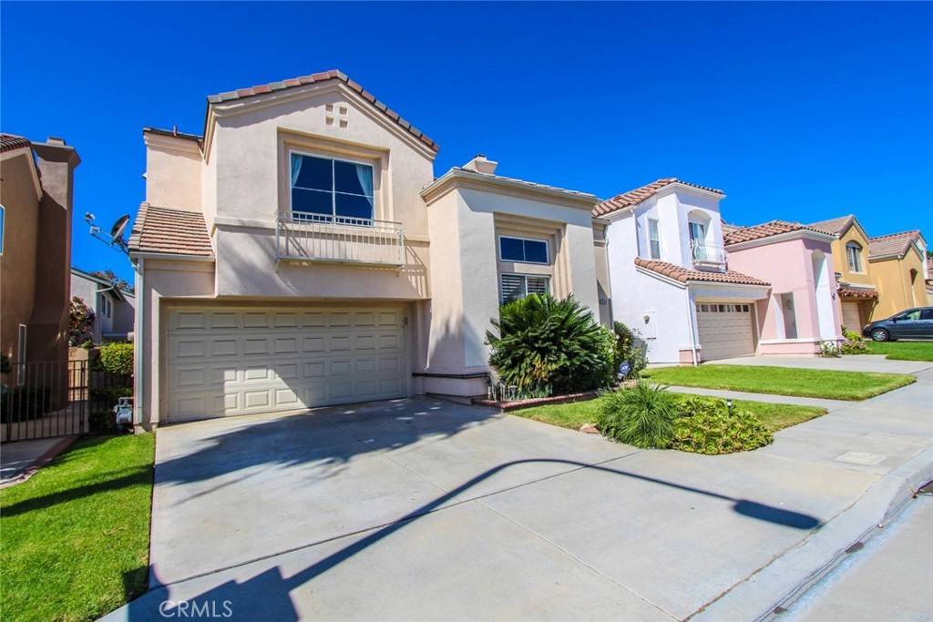 Brea, CA 92821,655 Roscoe