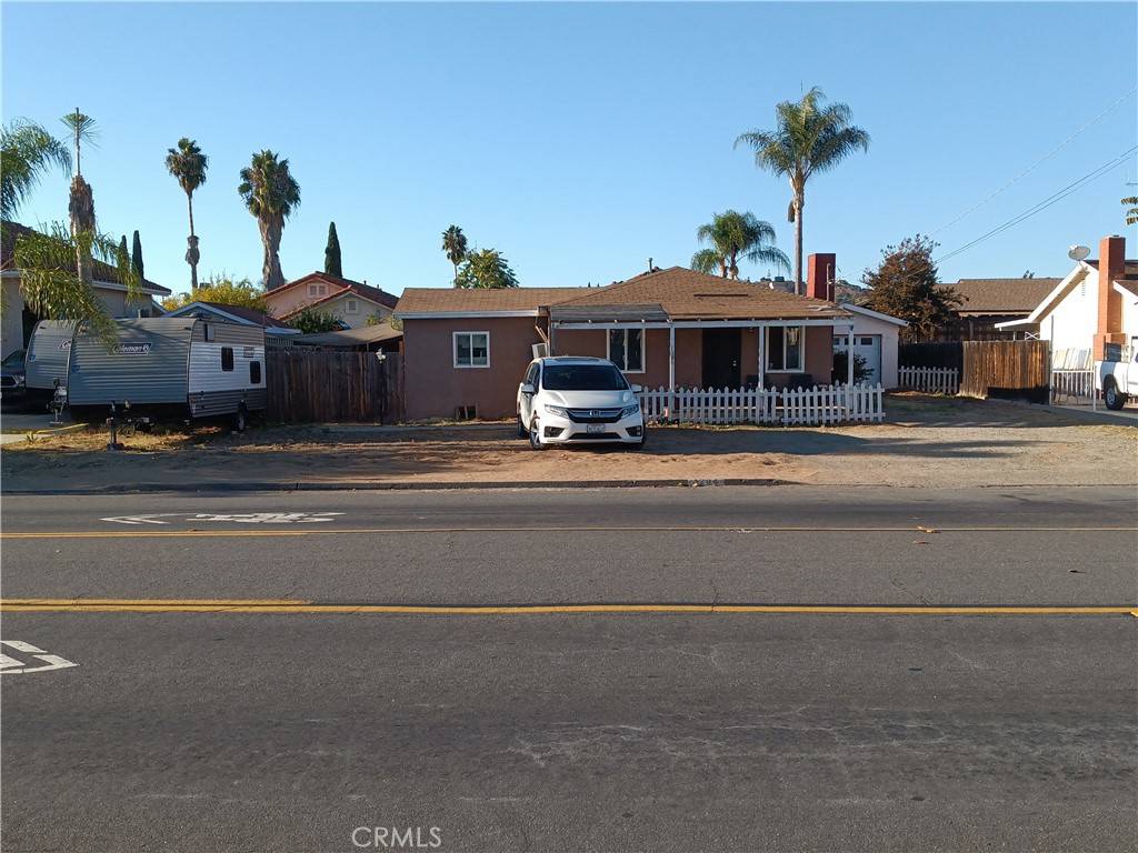 Escondido, CA 92027,1294 E Mission