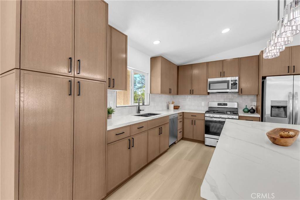 Desert Hot Springs, CA 92240,9740 Capiland RD