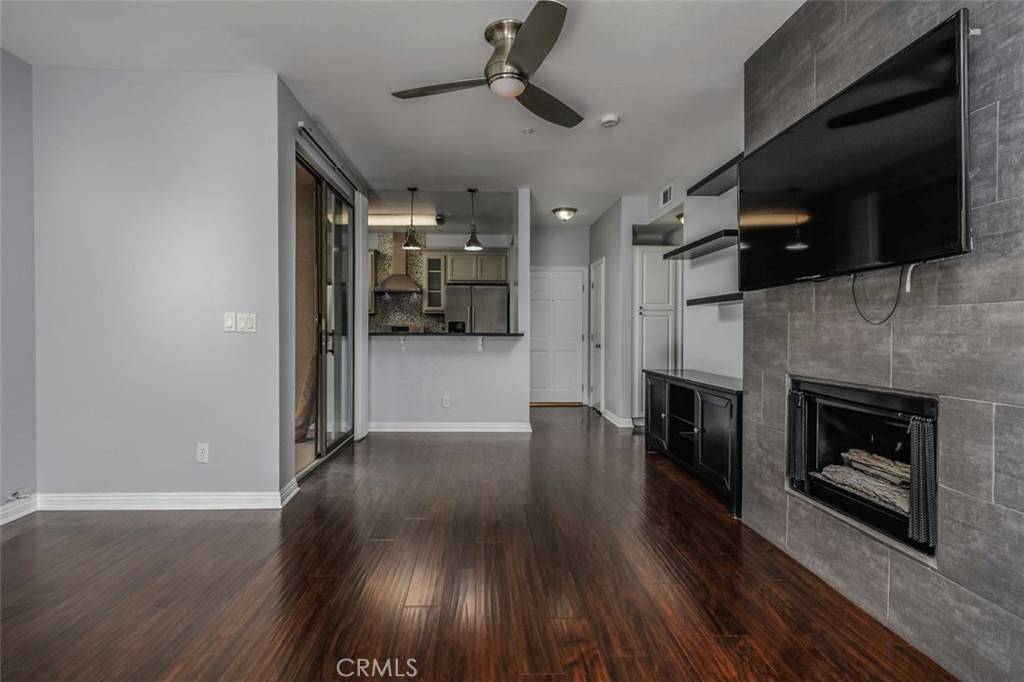 Long Beach, CA 90802,555 Maine AVE #330