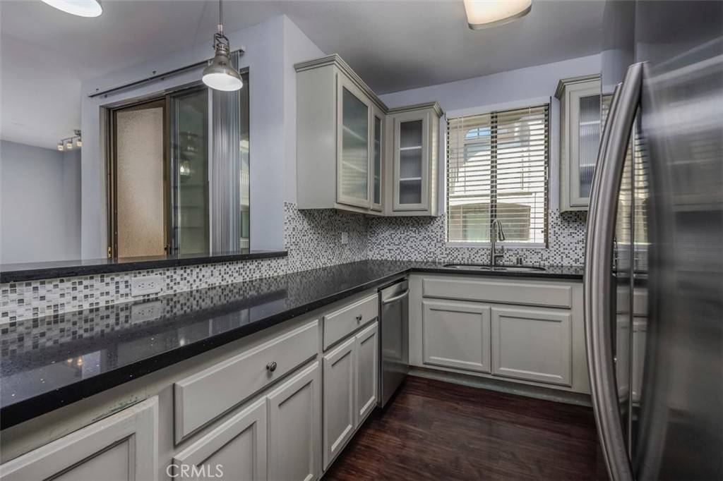 Long Beach, CA 90802,555 Maine AVE #330