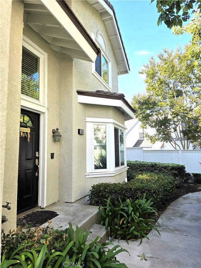 Irvine, CA 92614,388 Fallingstar