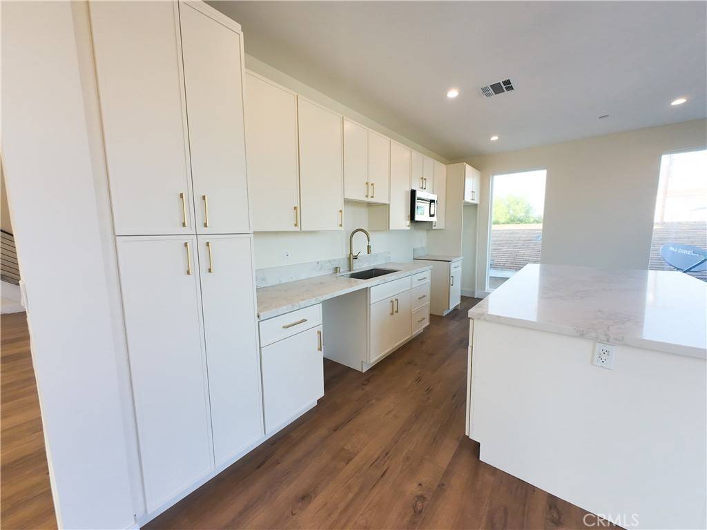 North Hollywood, CA 91606,6628 Camellia AVE #6630