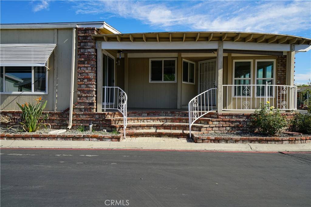 Anaheim, CA 92801,1919 W Coronet AVE #190