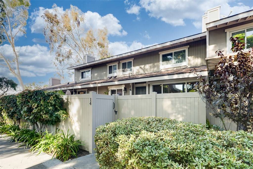 Fullerton, CA 92831,3110 E Palm #14