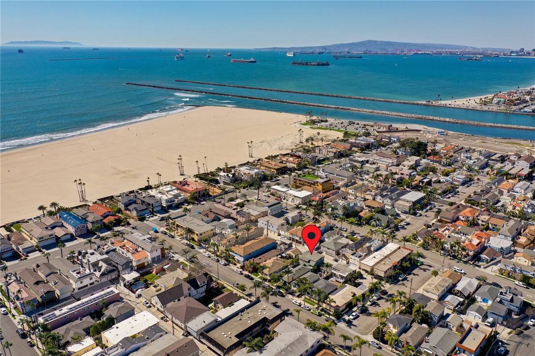 Seal Beach, CA 90740,125 5th ST