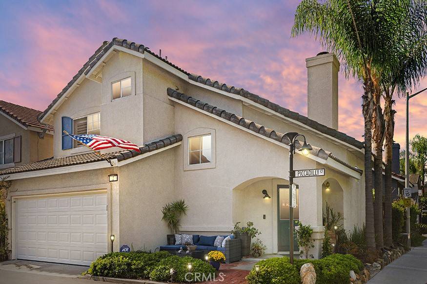 Aliso Viejo, CA 92656,2 Piccadilly CT