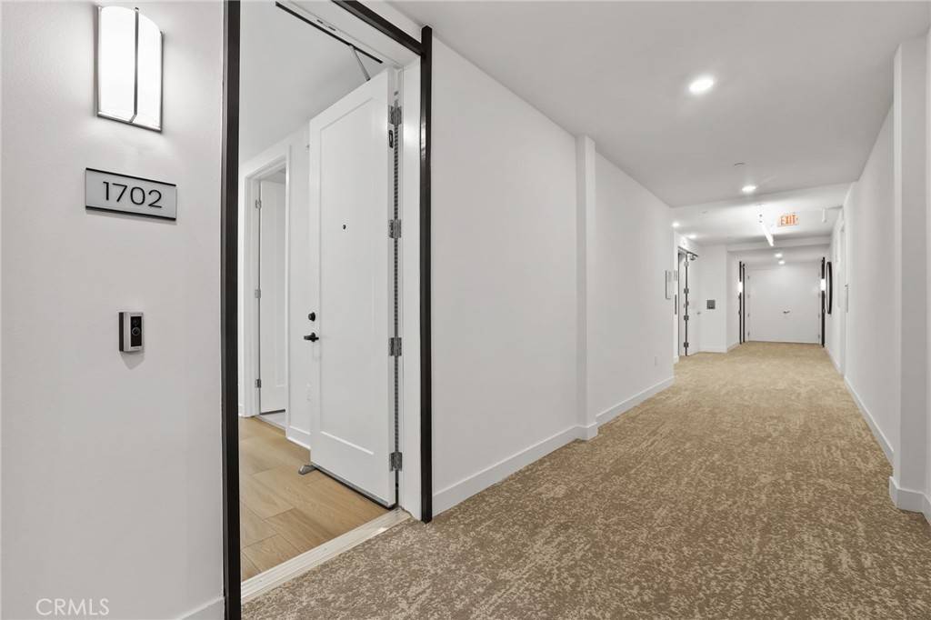 Irvine, CA 92612,1702 Rivington