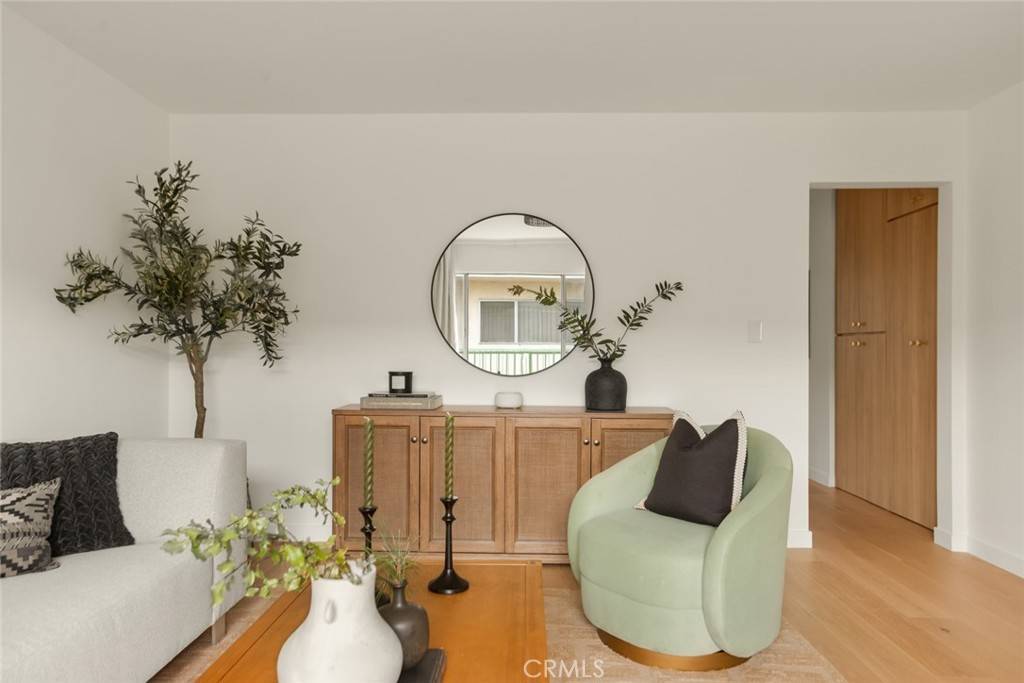 Long Beach, CA 90814,334 Gladys AVE #305