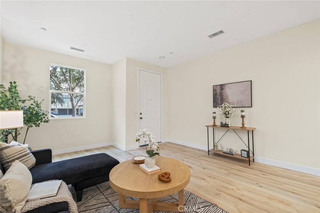 Ontario, CA 91761,3175 E Yountville